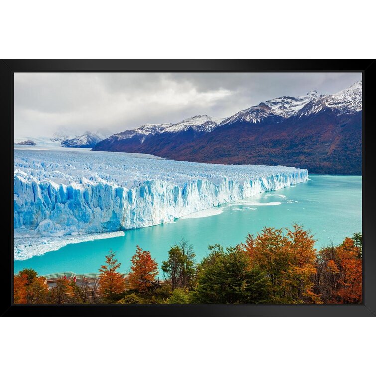 Latitude Run Perito Moreno Glacier Santa Cruz Province Argentina